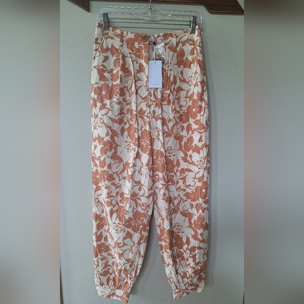 NWT Lovers & Friends Kacey Pants. Linen Blend. Carmel Brown Floral Womens size S